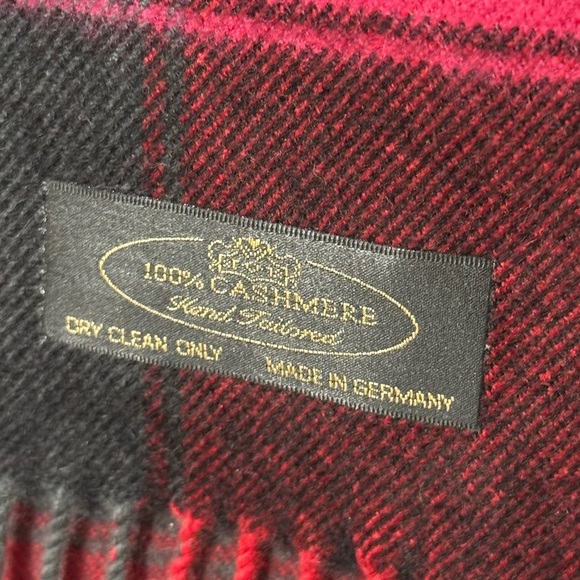 Cashmere Plaid Fringe Scarf - Picture 2 of 2